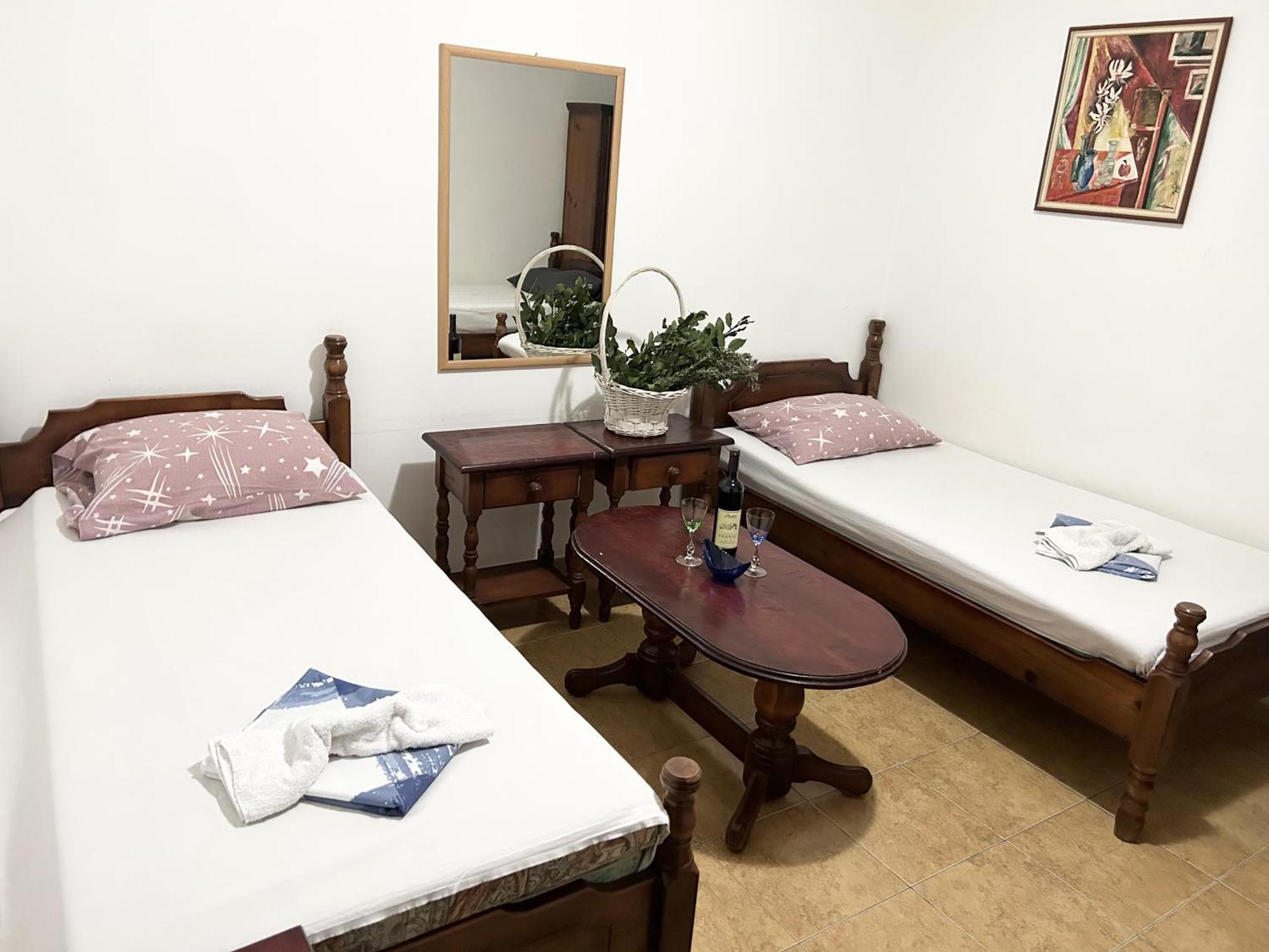 Restaurant & Apartments Jug سوتوموري المظهر الخارجي الصورة