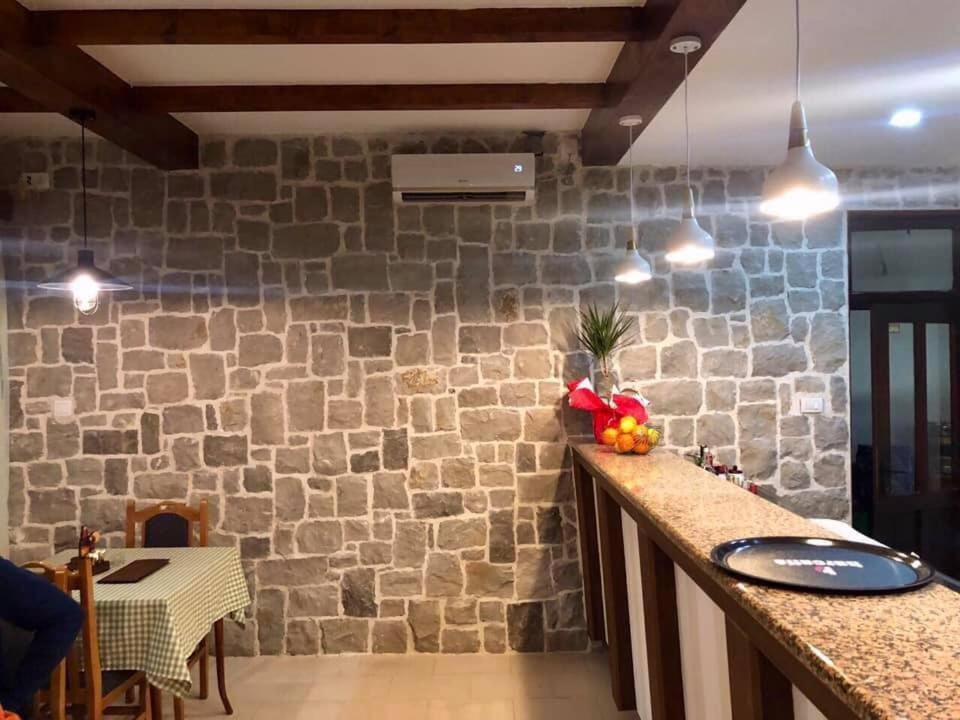 Restaurant & Apartments Jug سوتوموري المظهر الخارجي الصورة